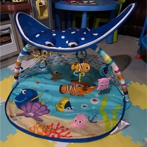 Finding Nemo playmat